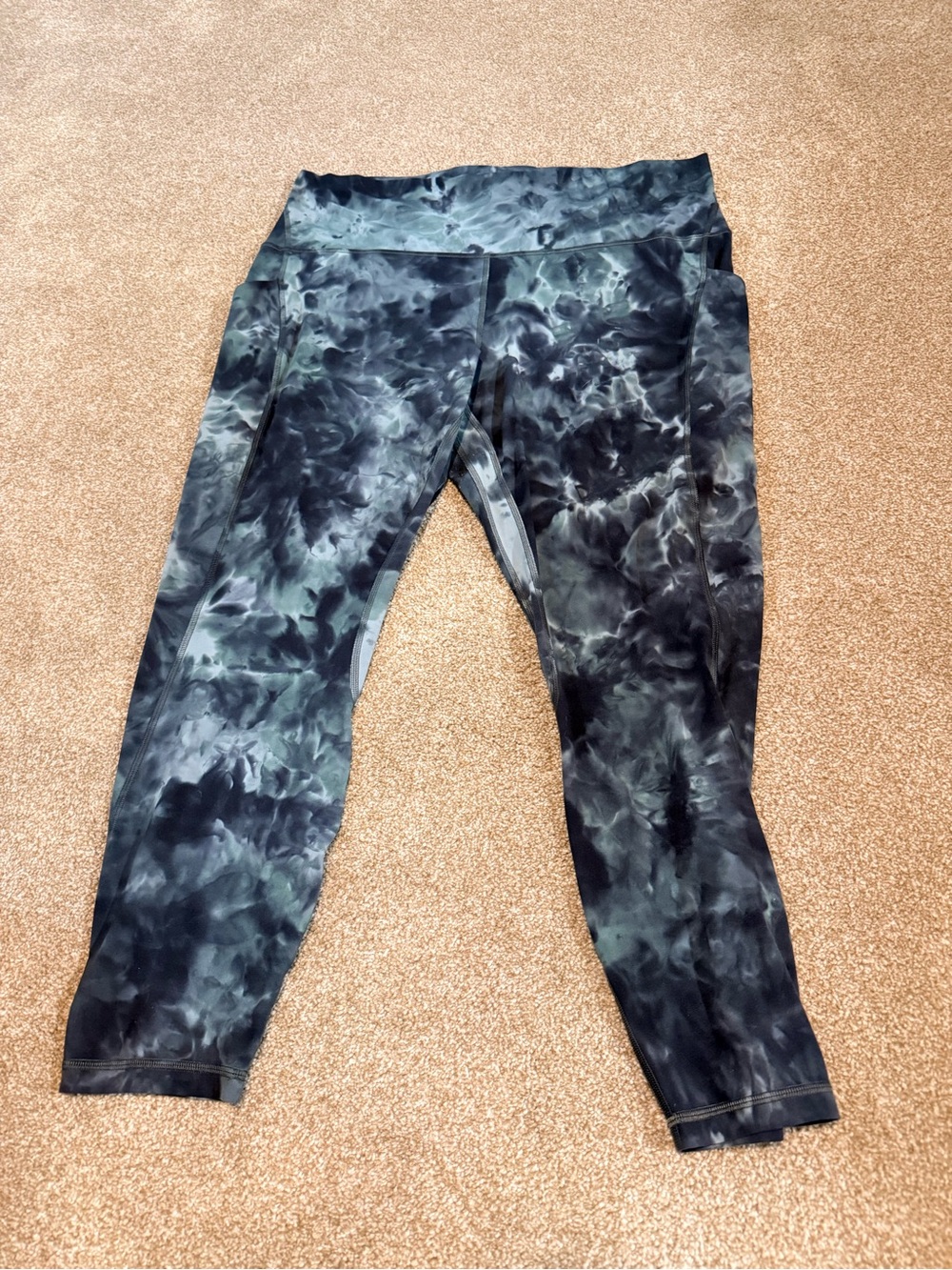 lululemon athletica Black and Gray Tie-Dye Leggings
